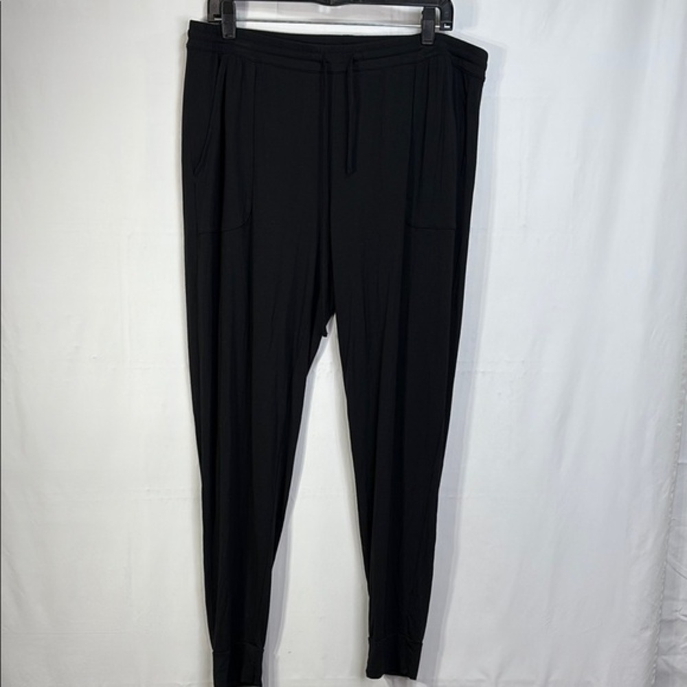 🐬 Recliner black tapered Pajama Pants Intimates Sleepwear: